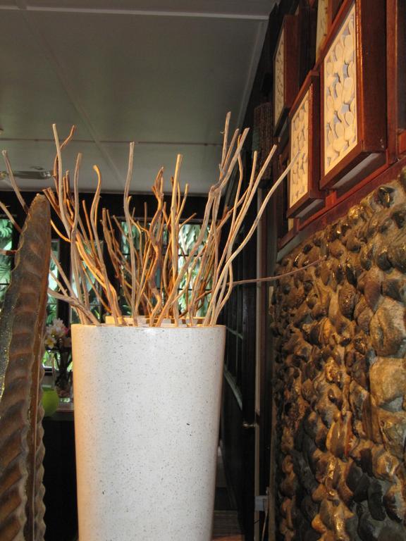 Raintree Lodge Port Moresby Buitenkant foto